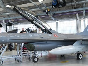 f -16战机已经抵达乌克兰，帮助乌克兰对抗俄罗斯。以下是它们可能产生的影响